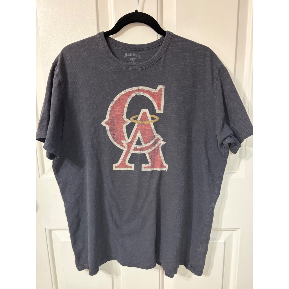 Banner 47 | California Angels Vintage Style Graphic Tee | XL || Grey|